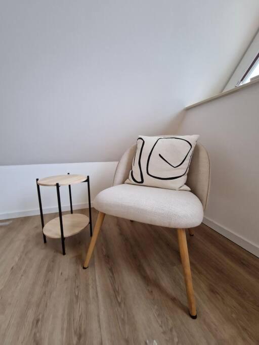 Voll Ausgestattetes 2 Sanssouci Apartment